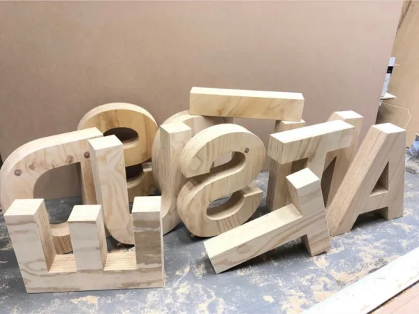 cnc-made-dikke-letters-groot-frezen-in-utrecht-cnc-frezen