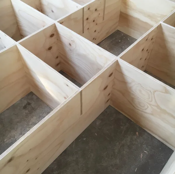 cnc-made-houten-kast-op-maat-laten-maken-en-frezen-in-hout-in-utrecht-cnc-frezen-op-maat