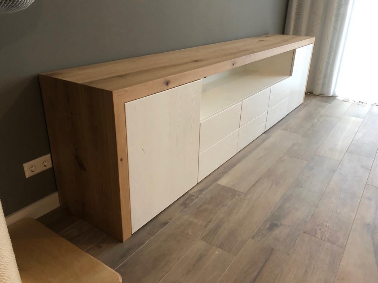 lage houten kast kast op maat houten kast utrecht laag dressoir eikenhouten kast smalle kast langwerpige kast houten kast houten-kast-ikea-houten-kast-houten-kastje-houten-kast-woonkamer-massief-houten-kast-smalle-houten-kast-lage-houten-kast