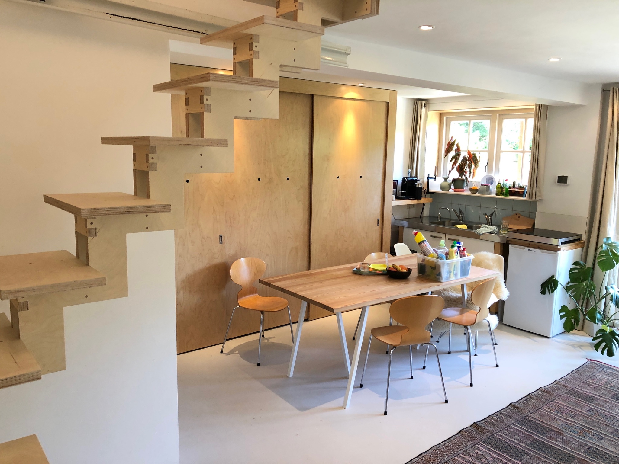 houten-trap-op-maat-eiken-houten-trap-vuren-houten-trap-houten-trap-maken-houten-trap-kopen-houten-design-trap-modern-interieur