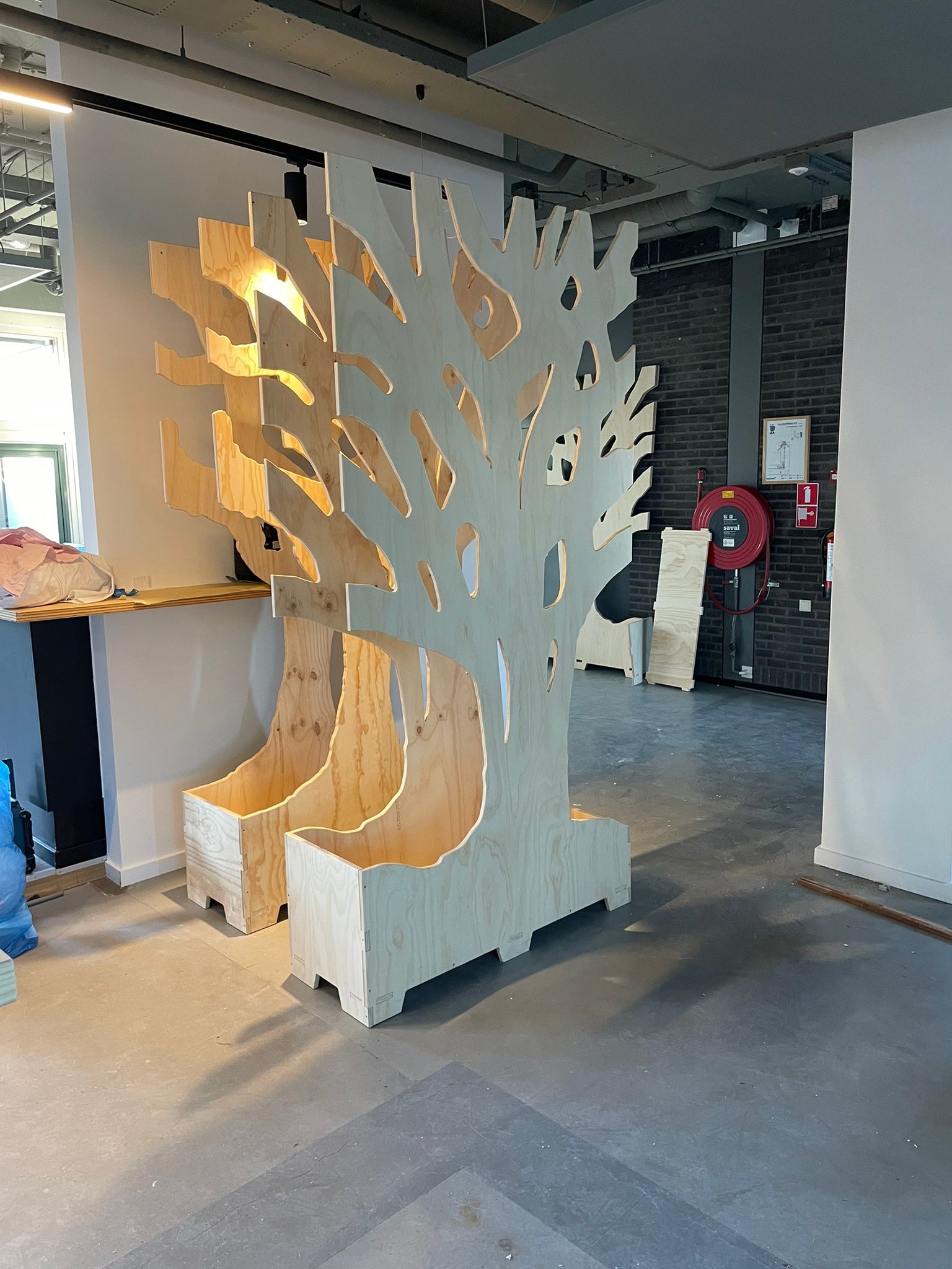 room-divider-van-hout-decoratieve-divider-op-maat-ikea-room-divider-room-divider-kast-room-divider-ideas-roomdivider-karwei