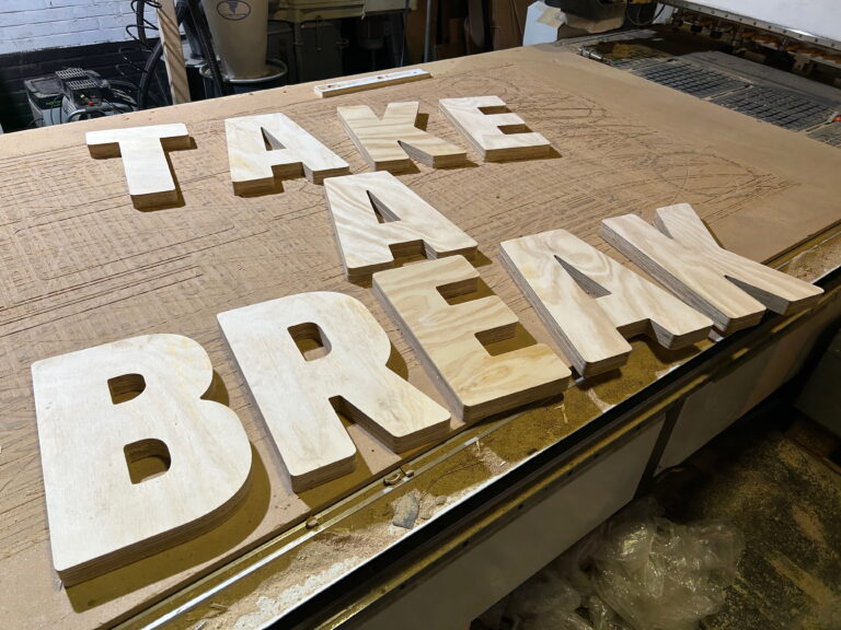 Vuren Houten Letters