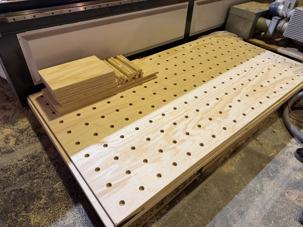 Pegboard Expo Wand Decoratieve Pegboard Wall Wandkast Display Oplossing Voor Beurs En Expo Booth Vurenhouten Pegboard Op Maat