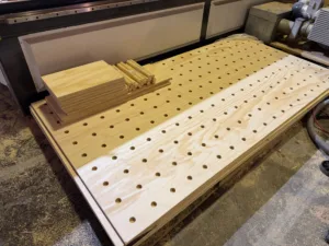 Pegboard Expo Wand Decoratieve Pegboard Wall Wandkast Display Oplossing Voor Beurs En Expo Booth Vurenhouten Pegboard Op Maat