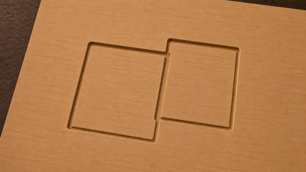 Foto Van Cnc Uitgefreesde Delen In Houtplaat Die Te Dicht Op Elkaar Genest Zijn Ingedeeld Dus Waardoor De Freesbanen Elkaar Overlappen