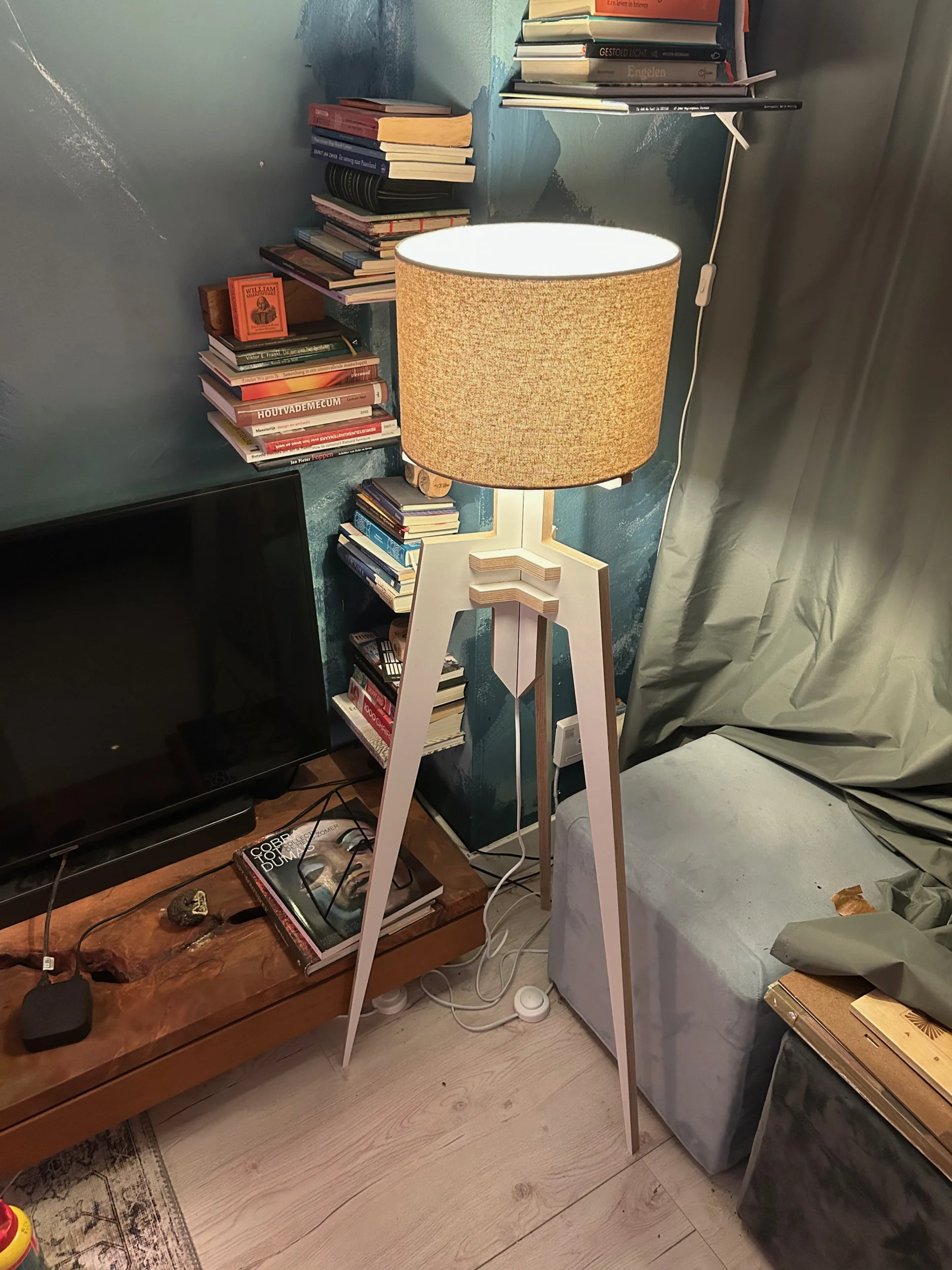 Houten Driepoot Staande Design Lamp Op Maat Gemaakt Luxe High End Decorative Lamp