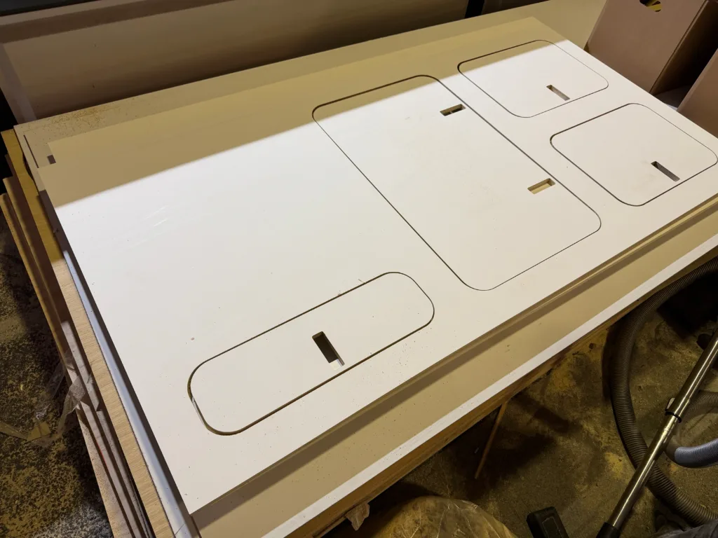 Overlander Maatwerk Keuken Fronten Naar Eigen Ontwerp Gemaakt Door De Firma Cnc In Utrecht