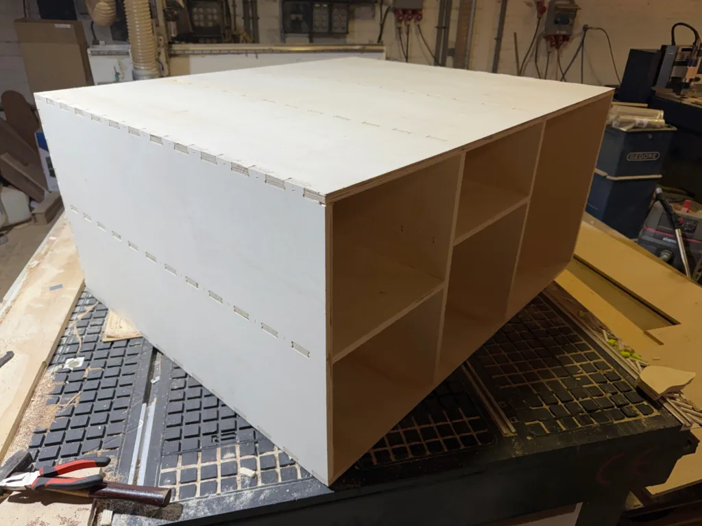 Camperbox Op Maat Voor De Volkswagen ID Buzz Uit Lichtgewicht Populieren Multiplex Inclusief Lades De Firma Cnc Camperbouw Utrecht